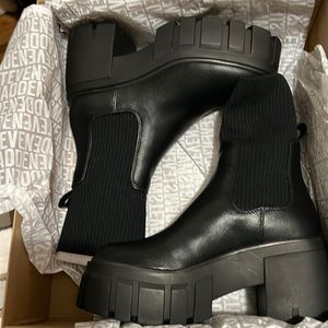 Steve Madden Limit Black Boots